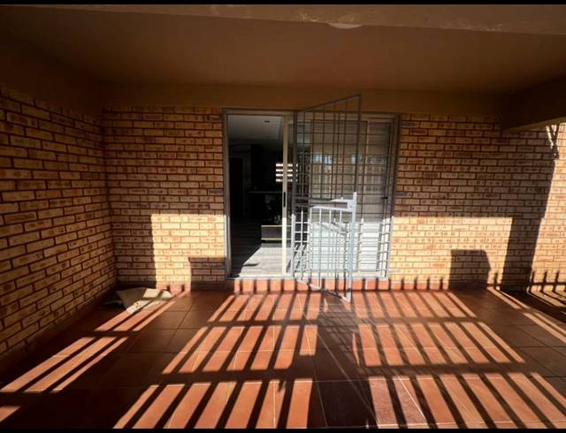 2 BEDROOM APARTMENT FOR SALE IN HELIKONPARK